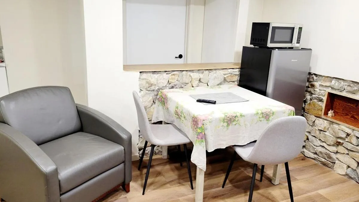 4th Street Studio By Downtown and Airport YYC